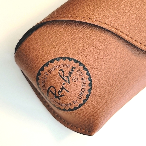 RAY BAN by LUXOTICA Faux Leather Brown Pebble Sunglass Case - UNISEX - EUC - Picture 2 of 15